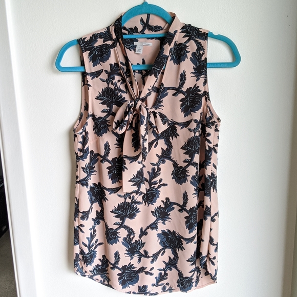 Halogen Sleeveless Blue Rose Tie-Neck Blouse - Picture 1 of 8